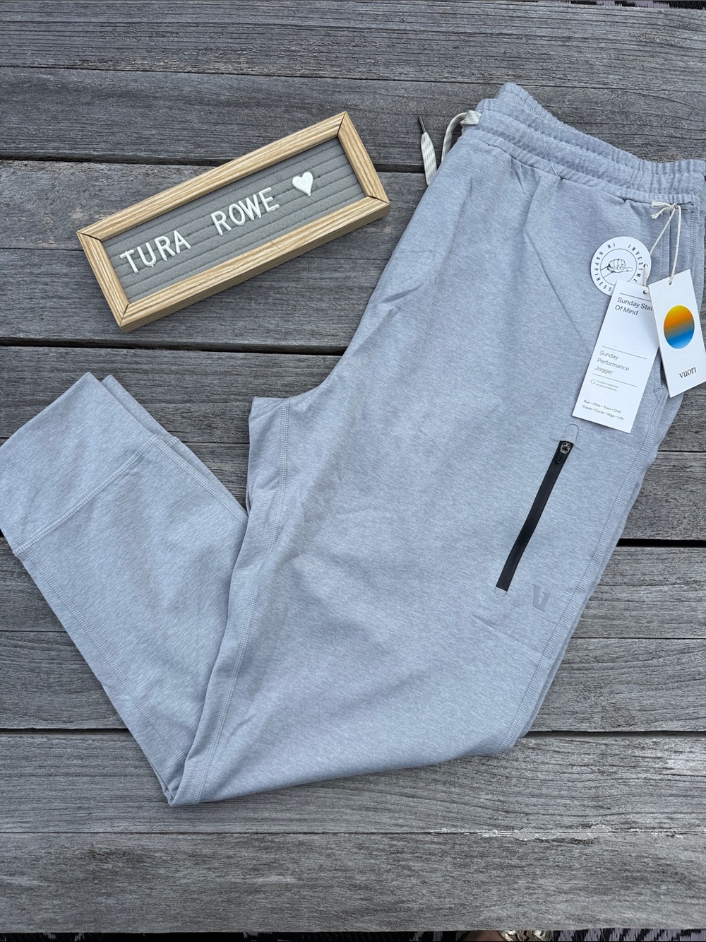 VUORI Sunday Performance Jogger 28" Platinum Heather Men's XL NWT 🩶✨